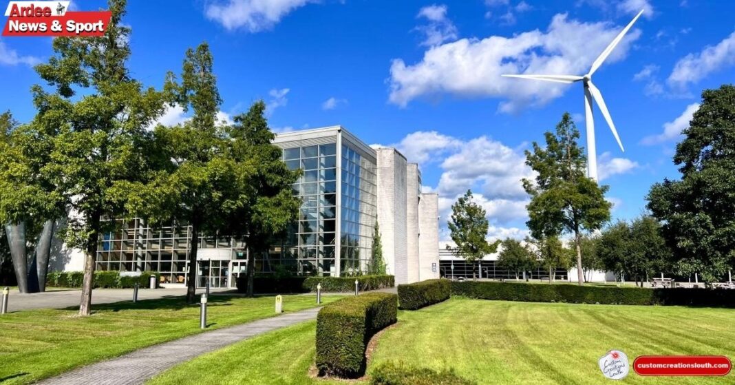 DKIT to be Renamed Dundalk University College in Queen's University Partnership DKIT to be Renamed Dundalk University College in Queen's University Partnership